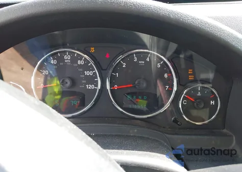 2010 Jeep Liberty Sport из США, поврежденный, VIN 1J4PN2GK1AW182528